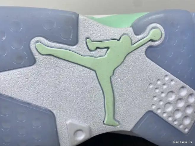 DQ4914-103 WMNS Air Jordan 6 Mint Foam 0513